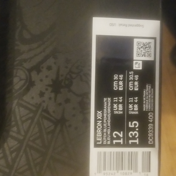 Lebron XIX - Picture 12 of 12